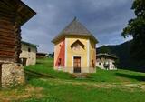 Trekking fra paesi e affreschi
